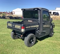 2019 John Deere Gator XUV 835R Thumbnail 3