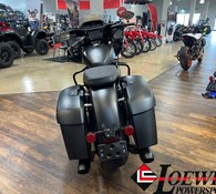 2023 Indian Motorcycle Challenger® Dark Horse® Black Smoke Thumbnail 6