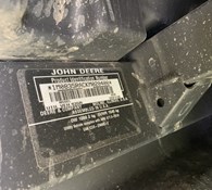 2019 John Deere XUV 835R Thumbnail 4