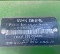 2015 John Deere S690 Thumbnail 31