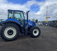 2020 New Holland T5 Series – Tier 4B T5.120 Electro Command™ Thumbnail 3