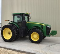 2017 John Deere 8270R Thumbnail 6