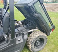 2022 John Deere XUV835M Thumbnail 17