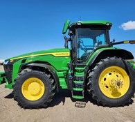 2022 John Deere 8R 340 Thumbnail 2