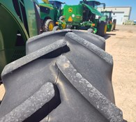 2017 John Deere 8245R Thumbnail 19