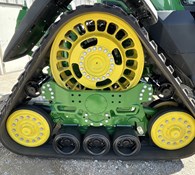 2024 John Deere 8RX 410 Thumbnail 13