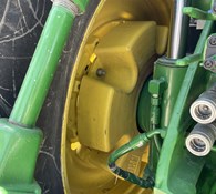 2017 John Deere 8400R Thumbnail 30