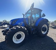 2023 New Holland T5 Series T5.120 Electro Command™ Thumbnail 4