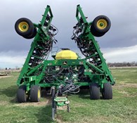 2022 John Deere N542 Thumbnail 4