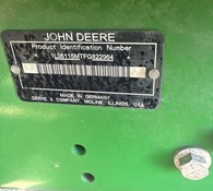 2015 John Deere 6115M Thumbnail 40
