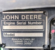 2015 John Deere 1025R Thumbnail 32