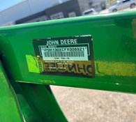 2015 John Deere 2025R Thumbnail 32