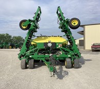 2019 John Deere 1990 Thumbnail 2