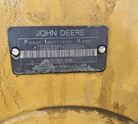 2017 John Deere 323E Thumbnail 13