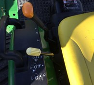 2013 John Deere 2032R Thumbnail 20