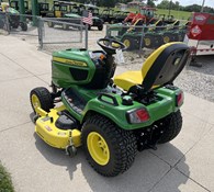 2019 John Deere X758 Thumbnail 8