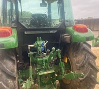 2016 John Deere 5085E Thumbnail 4