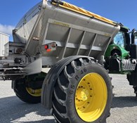 2021 John Deere R4045 Thumbnail 4