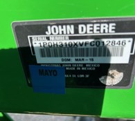 2015 John Deere 6115D Thumbnail 21