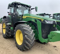 2024 John Deere 8R 370 Thumbnail 2