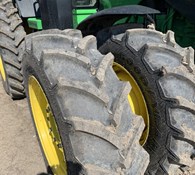 2024 John Deere 8R 370 Thumbnail 3