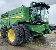 2022 John Deere X9 1100 Thumbnail 1