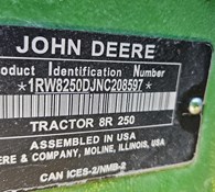 2022 John Deere 8R 250 Thumbnail 6