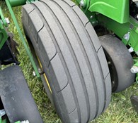 2015 John Deere 1775NT Thumbnail 20