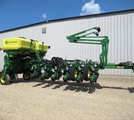 2023 John Deere 1775NT Thumbnail 1