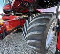 2023 Case IH Axial-Flow® 250 Series Combines 8250 Thumbnail 3