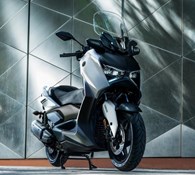 2024 Yamaha XMAX Thumbnail 5