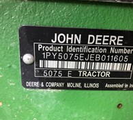 2014 John Deere 5075E Thumbnail 6