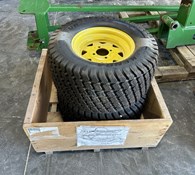 2022 John Deere Wheel/Tires UC23986 /AUC13555 Thumbnail 2