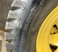2022 John Deere Wheel/Tires UC23986 /AUC13555 Thumbnail 5