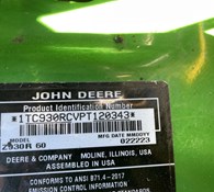 2023 John Deere Z930R Thumbnail 5