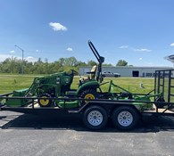 2023 John Deere 1025R Thumbnail 2