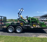 2023 John Deere 1025R Thumbnail 7