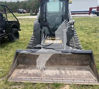 2011 New Holland C232 Thumbnail 4