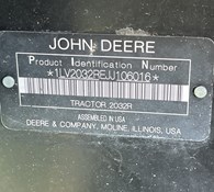 2018 John Deere 2032R Thumbnail 7