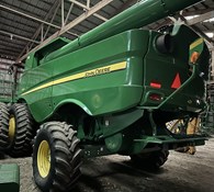 2016 John Deere S670 Thumbnail 4