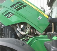 2018 John Deere 6215R Thumbnail 17