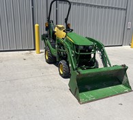 2021 John Deere 1025R Thumbnail 9