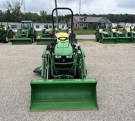 2018 John Deere 1025R Thumbnail 2