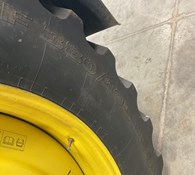 2019 John Deere R4045 Thumbnail 18