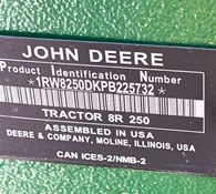 2023 John Deere 8R 250 Thumbnail 12
