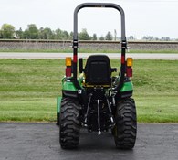 2022 John Deere 2025R Thumbnail 7