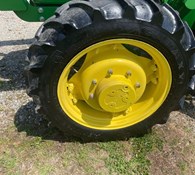 2018 John Deere 5065E Thumbnail 12