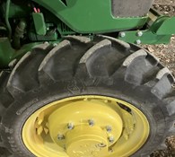 2022 John Deere 5055E Thumbnail 12