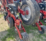 2021 Case IH 2150 Thumbnail 7