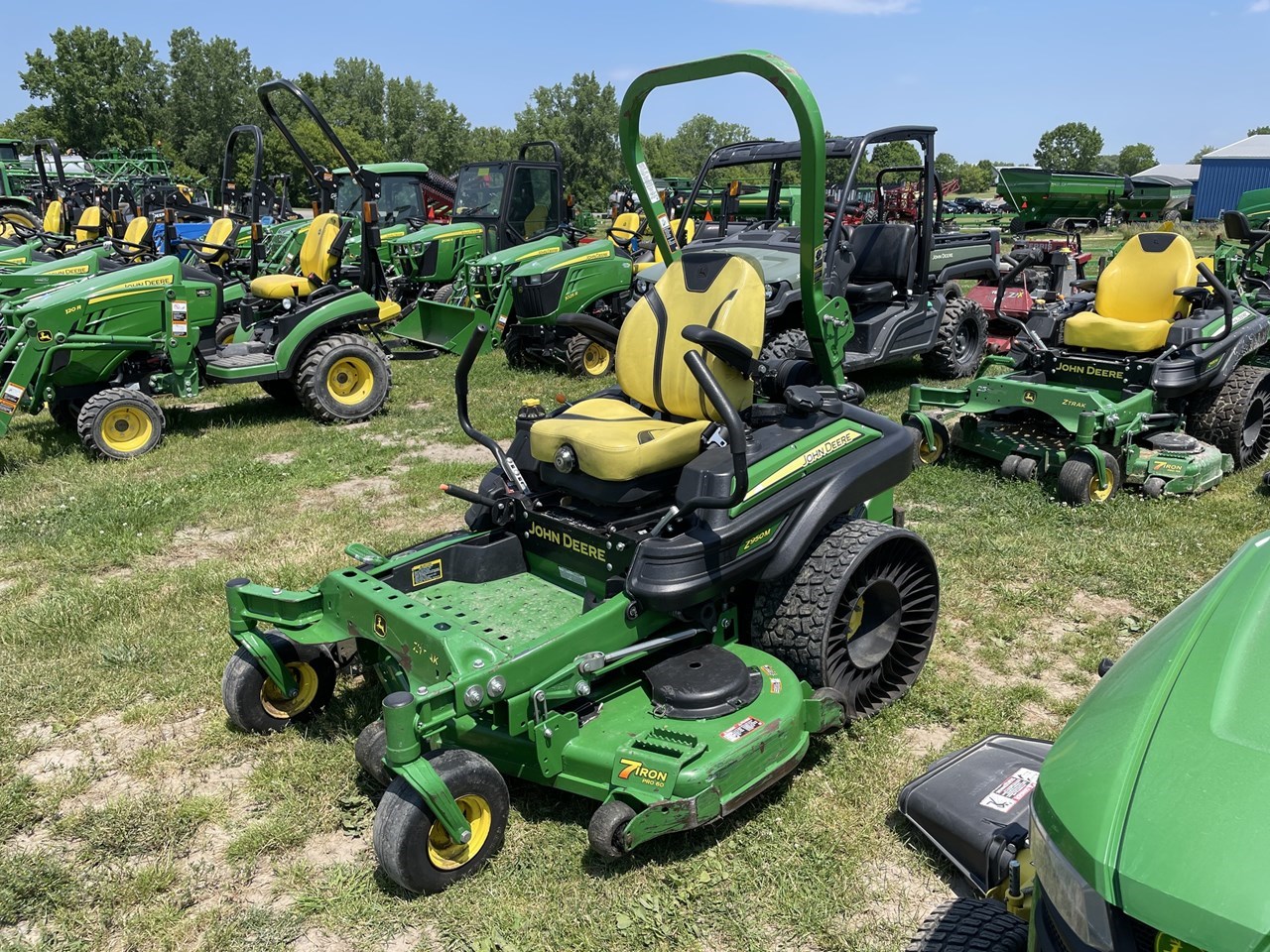 Z950m 2020 John Deere Z950M Zero Turn Mower برسم البيعAvon New York